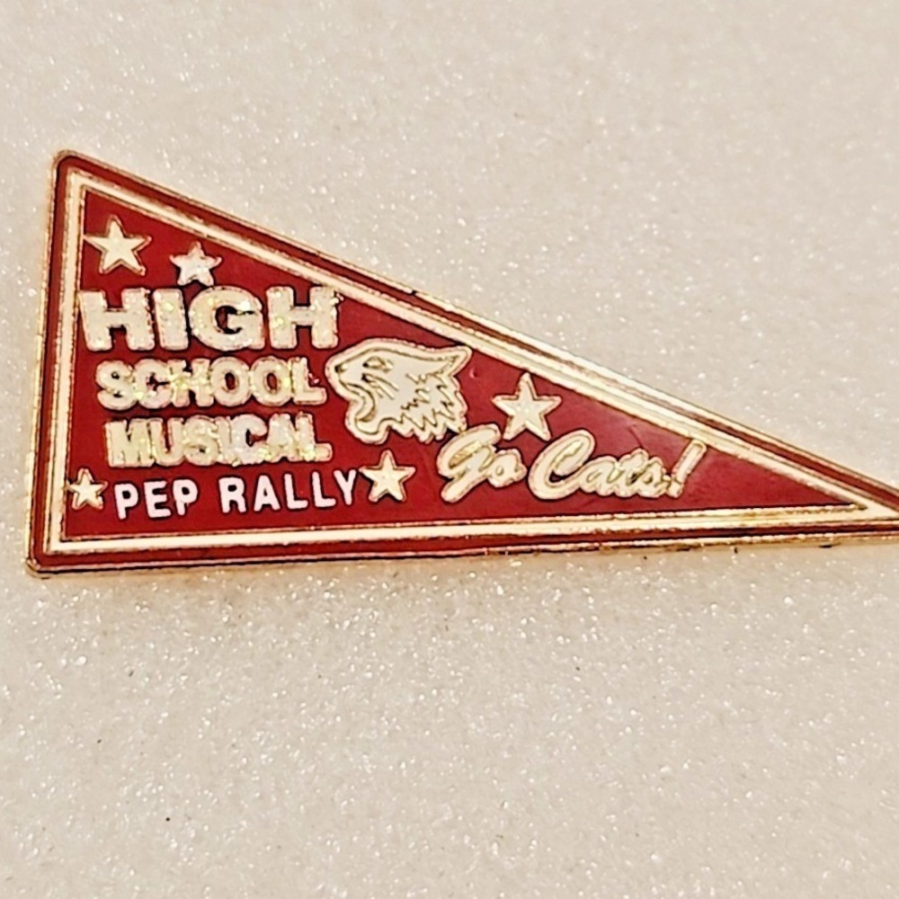 Disney Pin High School Musical Pep Rally Pennant Wildcat Spirit‎ Go Cats 55622-B